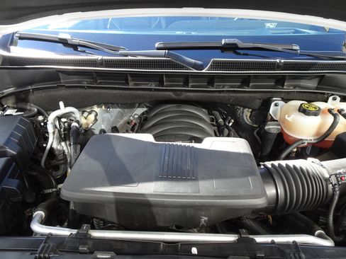 Used 2023 Cadillac Escalade ESV Sport Platinum w/ LPO, ONYX Package image 24