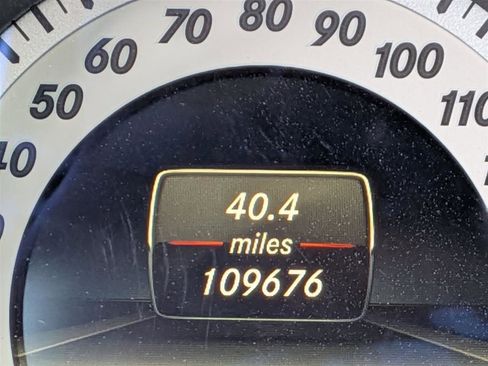 Used 2014 Mercedes-Benz C 300 Sport image 20