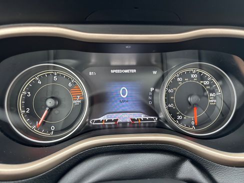 Used 2016 Jeep Cherokee Limited image 26