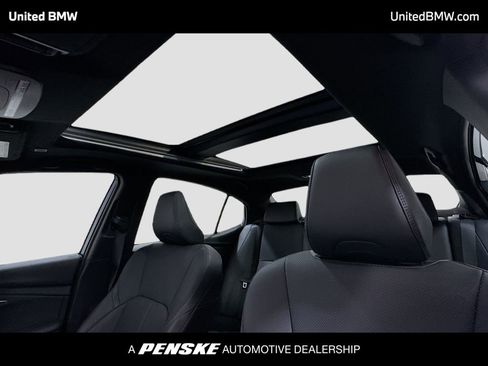 Used 2025 Toyota Camry XSE FWD image 11