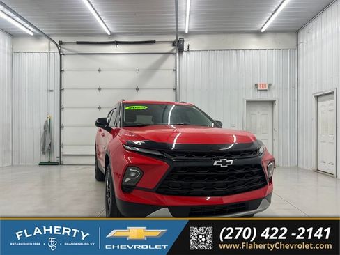 Used 2023 Chevrolet Blazer LT w/ Convenience Package FWD image 1