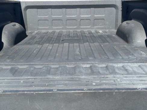 Used 2024 RAM 2500 Big Horn w/ Heated Seats & Wheel Group AWD/4WD image 32