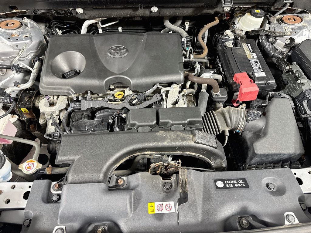 Used 2019 Toyota RAV4 LE w/ All Weather Liner Package AWD/4WD image 31
