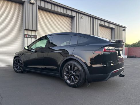 Used 2023 Tesla Model X AWD/4WD image 8