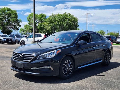 Used 2015 Hyundai Sonata Limited w/ Option Group 06 FWD image 3
