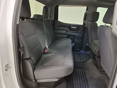 Certified 2021 Chevrolet Silverado 1500 Custom image 28