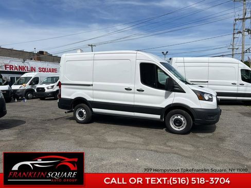 Used 2022 Ford Transit 250 Medium Roof image 4