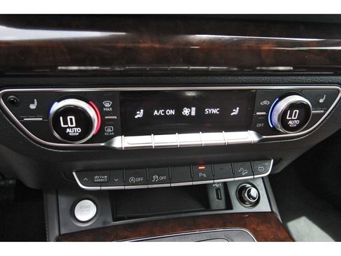 Used 2020 Audi Q5 2.0T Premium Plus AWD/4WD image 29