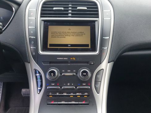 Used 2019 Lincoln Nautilus FWD image 28