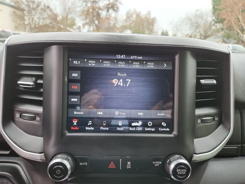 Used 2020 RAM 2500 Big Horn w/ Level 1 Equipment Group image 12