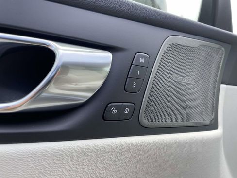 New 2026 Volvo XC60 B5 Ultra w/ Protection Package Premier AWD/4WD image 7