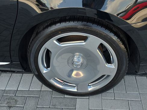 Used 2021 Mercedes-Benz Maybach S 580 4MATIC image 9