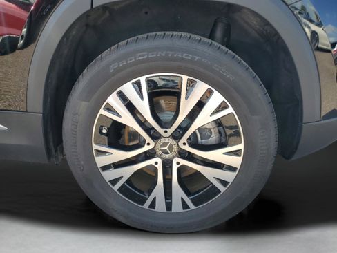 Certified 2025 Mercedes-Benz GLA 250 GLA 250 image 36