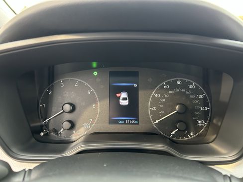 Certified 2024 Toyota Corolla SE w/ SE Package image 24