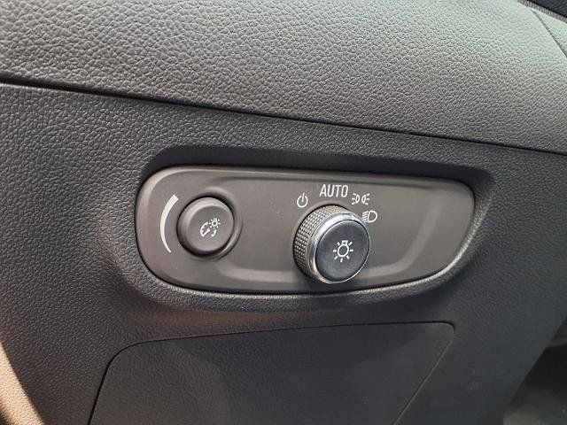 Used 2024 Buick Encore GX Avenir w/ Avenir Convenience Package FWD image 14