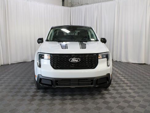 New 2025 Ford Maverick Lariat w/ Black Appearance Package image 28