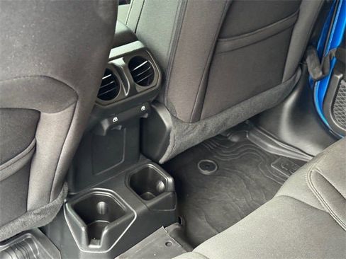 Used 2023 Jeep Wrangler Sport S image 16