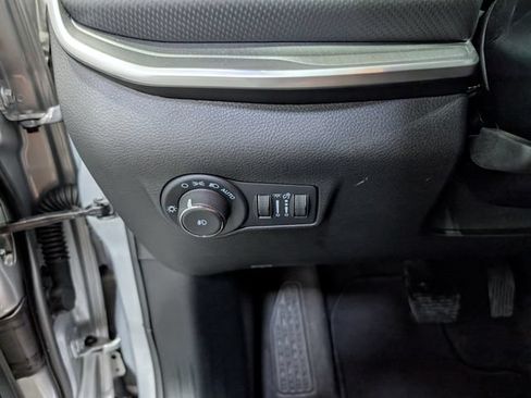 Used 2026 Jeep Compass Limited AWD/4WD image 19