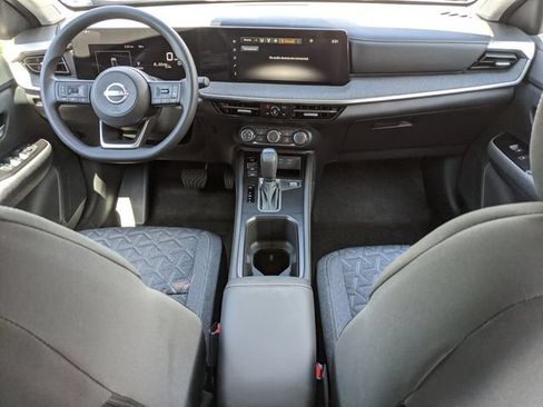 Certified 2025 Nissan Kicks SV w/ SV Premium Package AWD/4WD image 21