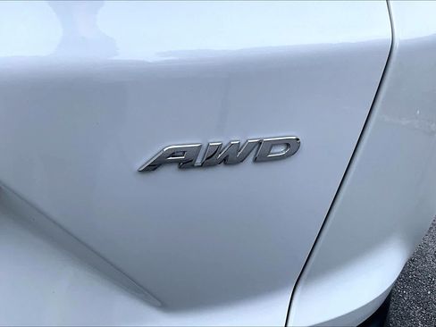 Used 2022 Honda CR-V EX image 10