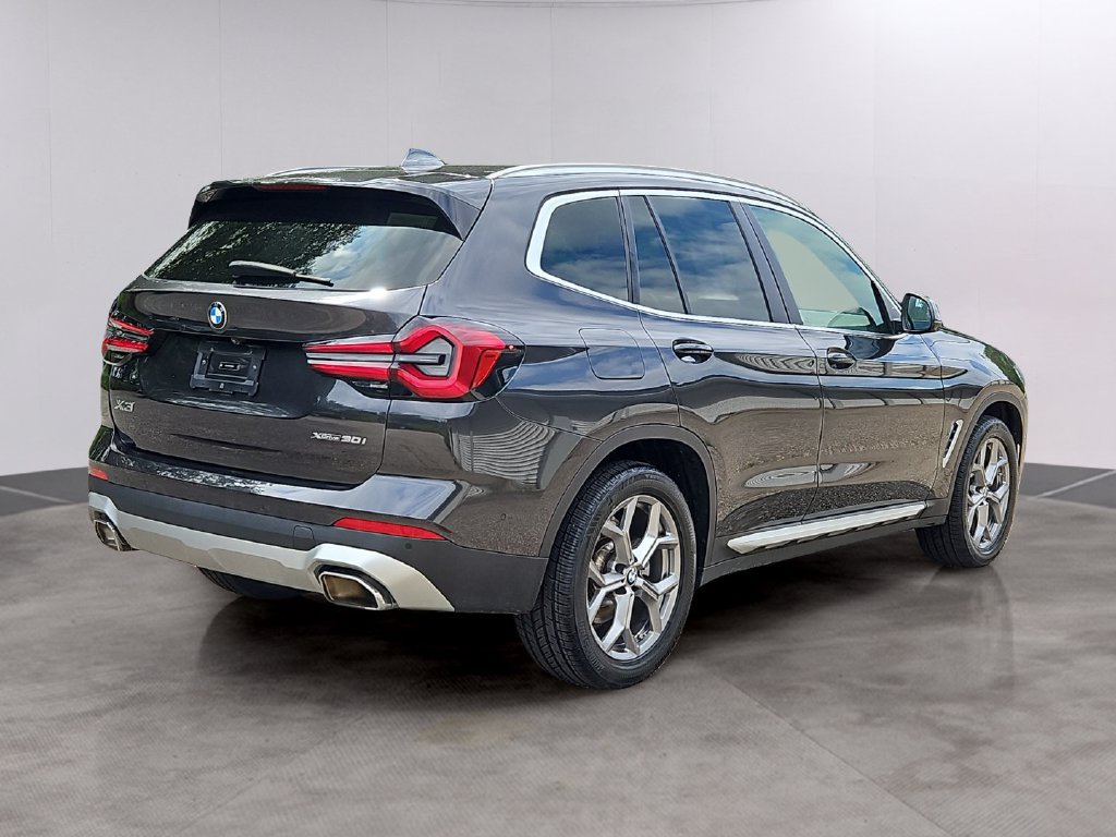 Used 2024 BMW X3 xDrive30i w/ Premium Package AWD/4WD image 4