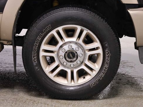 Used 2014 Ford F250 King Ranch w/ Snow Plow Prep Package image 12