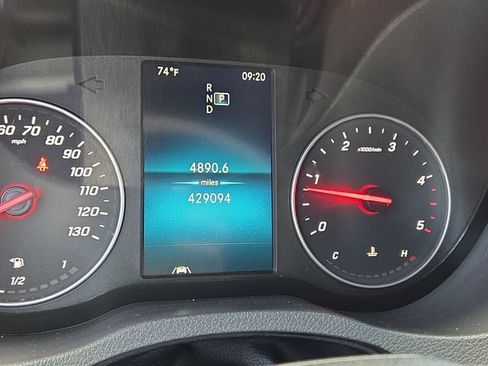 Used 2022 Mercedes-Benz Sprinter 2500 image 9
