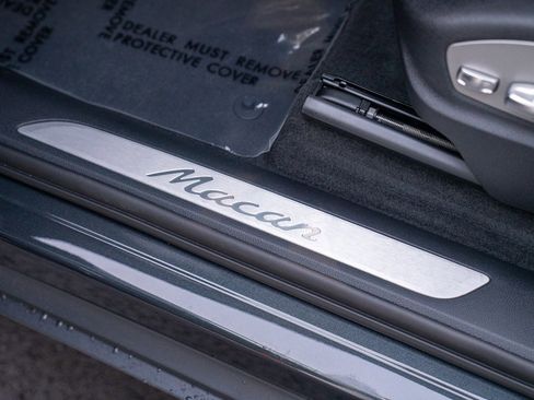New 2026 Porsche Macan image 12
