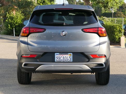 Used 2022 Buick Encore GX Preferred image 3