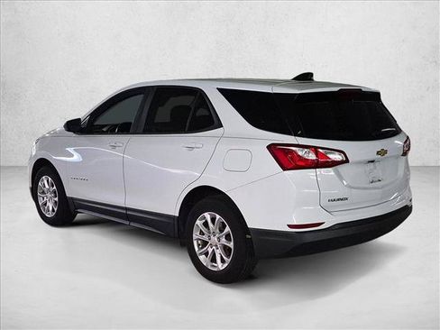 Used 2020 Chevrolet Equinox LS w/ LS Convenience Package FWD image 7