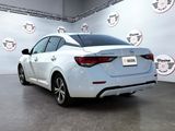 Used 2021 Nissan Sentra SV image 3