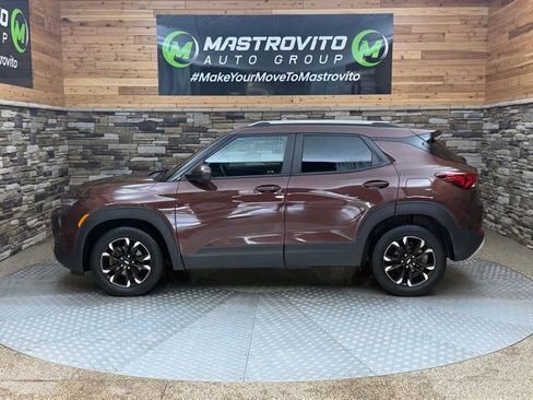 Used 2022 Chevrolet TrailBlazer LT w/ Driver Confidence Package FWD image 6