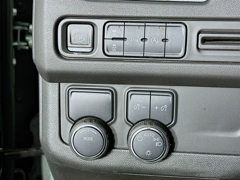 Used 2024 Chevrolet Tahoe LT image 17