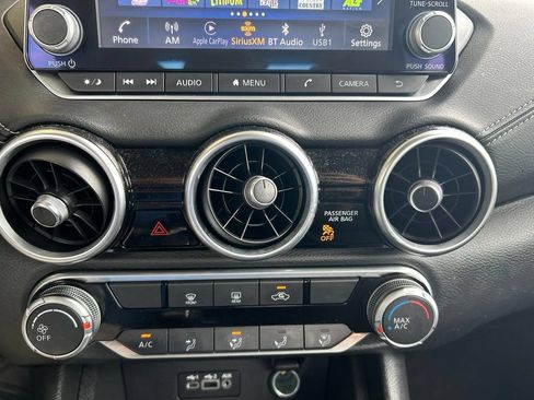 Used 2022 Nissan Sentra SV FWD image 14