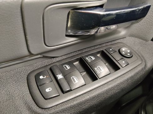 Used 2023 RAM 1500 Classic SLT w/ Trailer & Traction Group AWD/4WD image 27