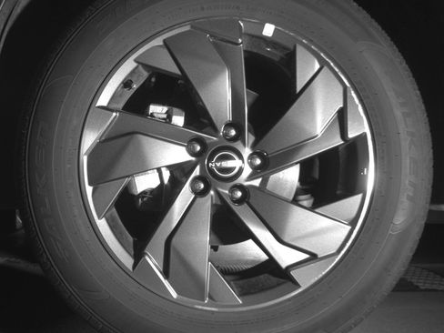 Used 2025 Nissan Rogue SV FWD image 12