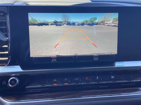 Used 2022 GMC Sierra 1500 Elevation image 30