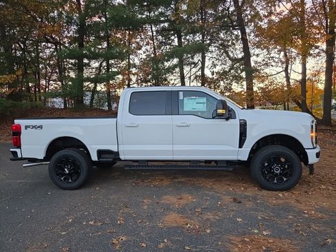 New 2026 Ford F350 XLT w/ XLT Premium Package AWD/4WD image 1