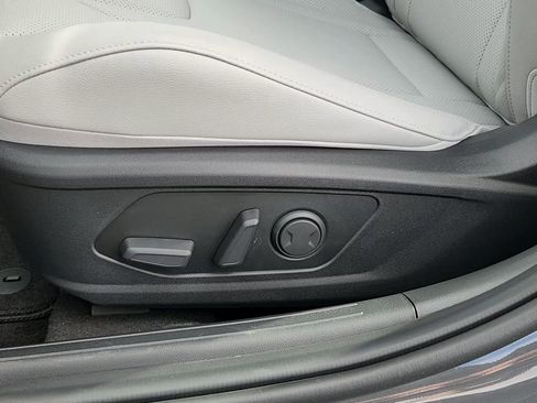 New 2026 Hyundai Elantra Limited image 8