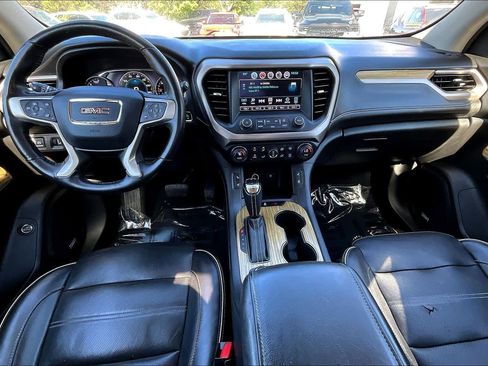 Used 2019 GMC Acadia Denali image 16