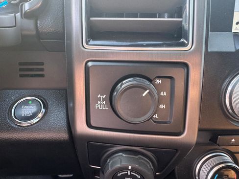 Used 2017 Ford F150 Limited w/ Trailer Tow Package image 18