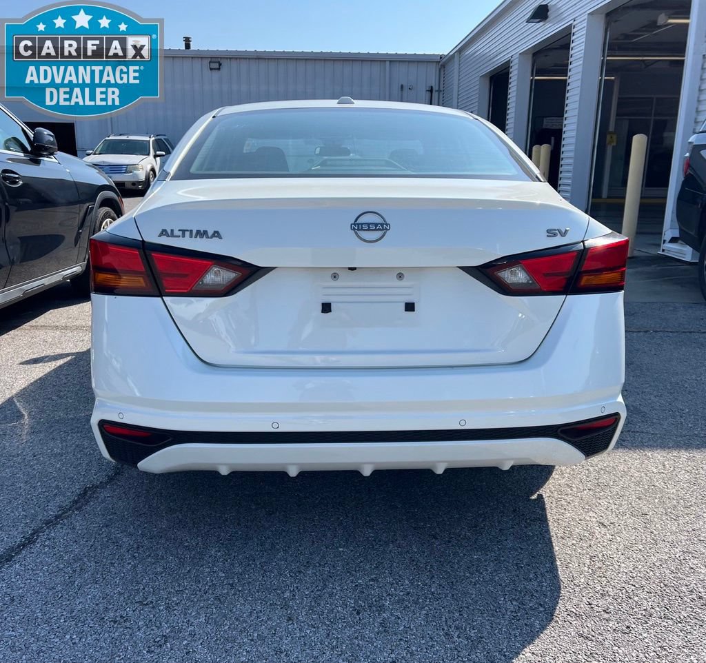 Used 2024 Nissan Altima 2.5 SV FWD image 5