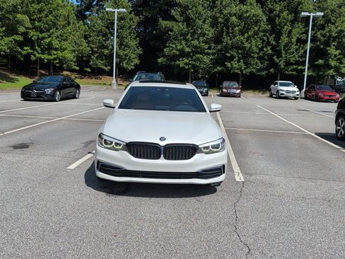 Used 2019 BMW 530i w/ Convenience Package RWD image 2