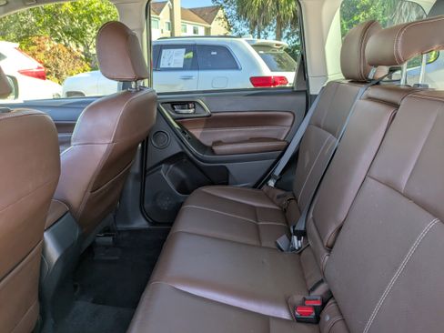 Used 2017 Subaru Forester 2.5i Touring image 15