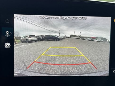 Used 2024 Hyundai Elantra SEL image 21