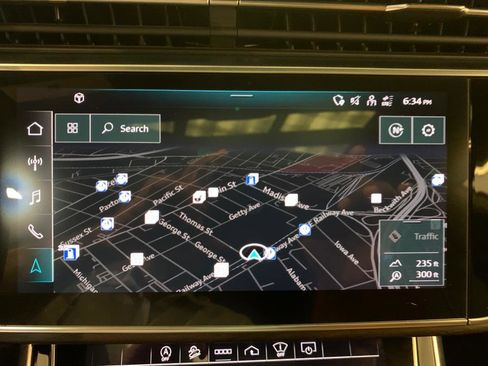 Used 2021 Audi Q8 Prestige w/ Prestige Package image 30