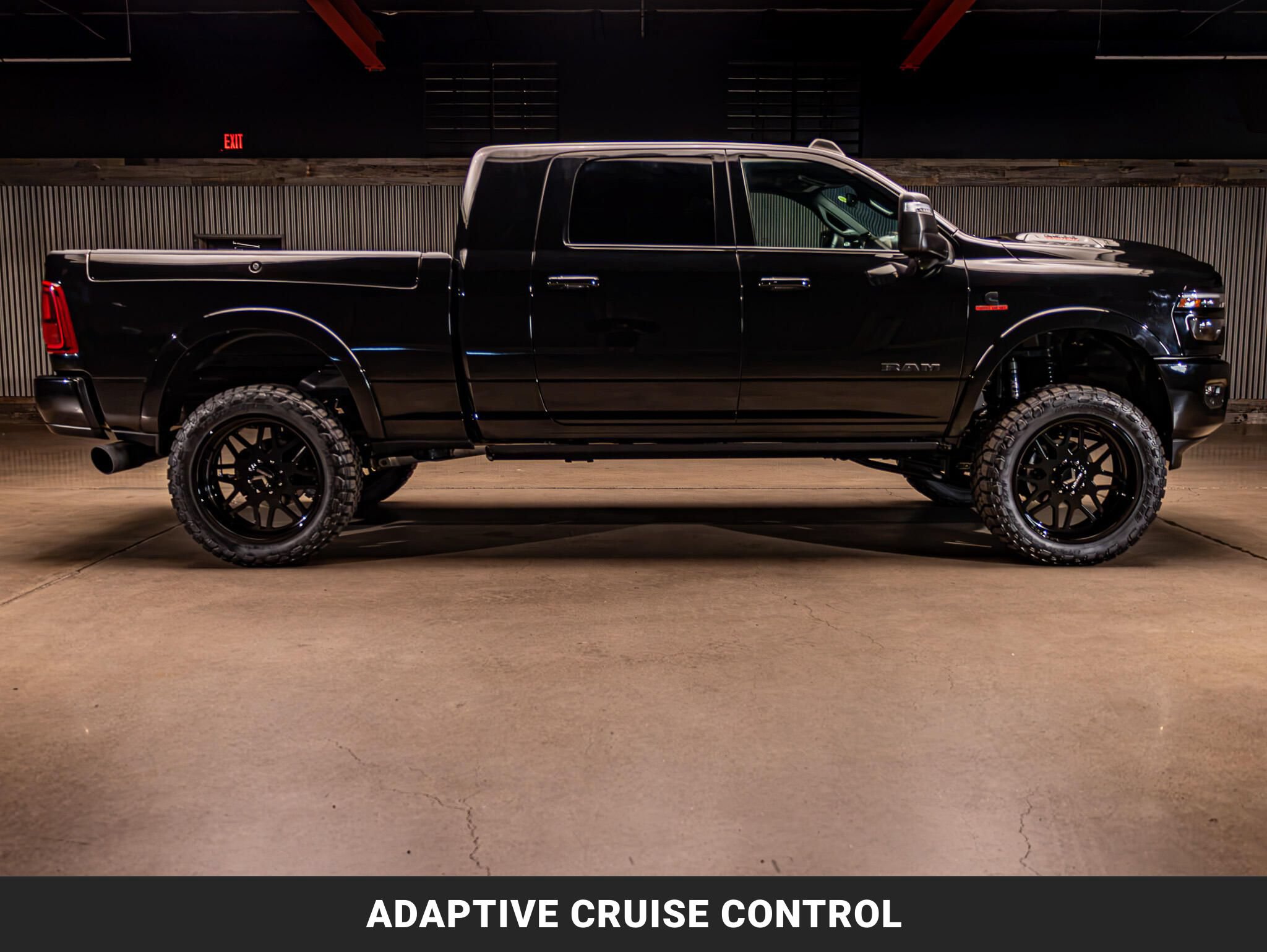 Used 2026 RAM 2500 Limited AWD/4WD image 11