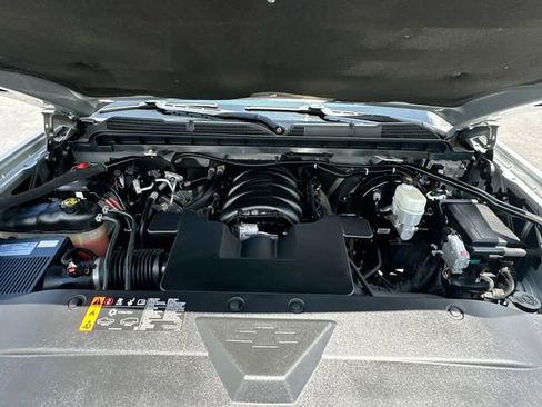 Used 2018 Chevrolet Silverado 1500 LTZ Z71 w/ Redline Edition AWD/4WD image 18