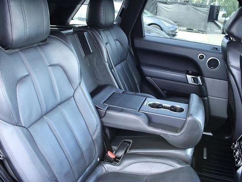 Used 2015 Land Rover Range Rover Sport Supercharged image 28