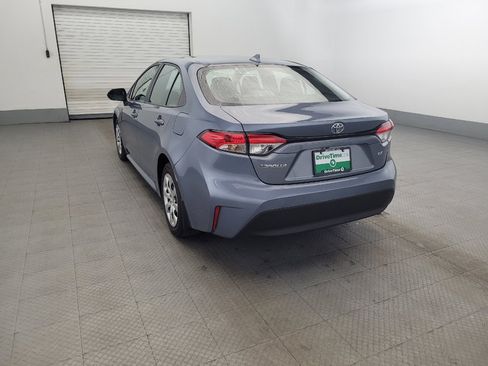 Used 2025 Toyota Corolla LE FWD image 5